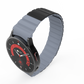 SYSTEM-S Armband 20 mm aus Silikon magnetisch für Samsung Galaxy Watch 5 4 in Schwarz