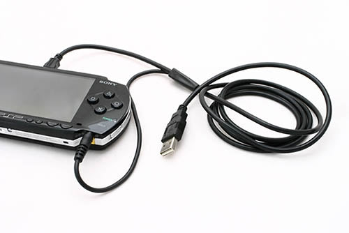 Cavo di sincronizzazione e ricarica USB System-S per Sony PlayStation Portable PSP