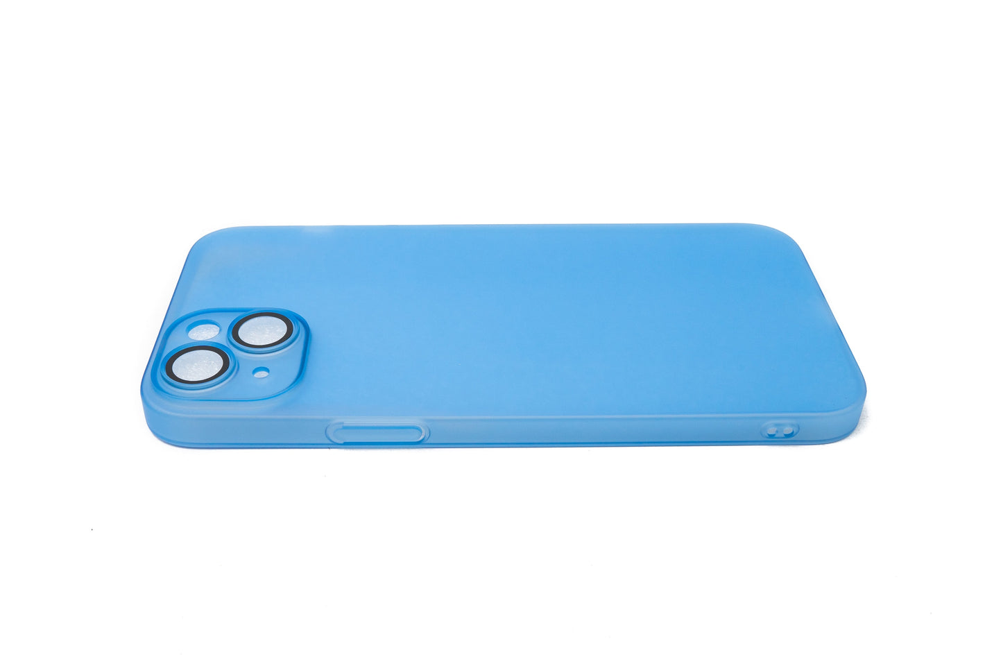 Funda protectora resistente a golpes y arañazos en color azul mate para iPhone 14 Plus